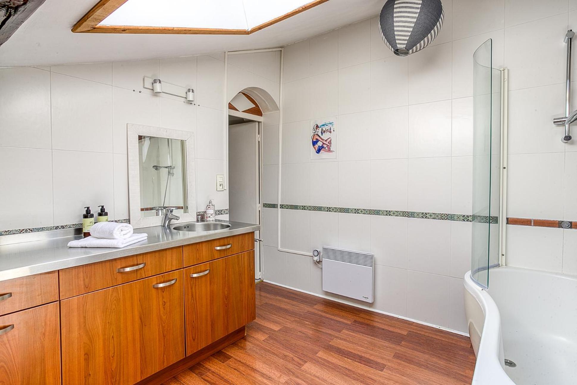 Sejourner Au Chateau De La Roue Grand Appartement Lissieu Extérieur photo
